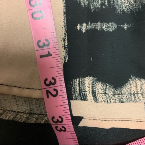 Melissa McCarthy Seven7 Women’s Button Front Blouse  Abstract Print – Size 1X - Picture 8 of 8